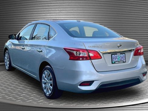 Used 2017 Nissan Sentra SV FWD image 4