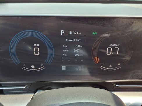 Used 2025 Hyundai Kona SEL AWD/4WD image 20