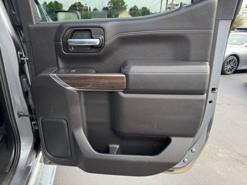 Used 2020 Chevrolet Silverado 1500 RST AWD/4WD image 25