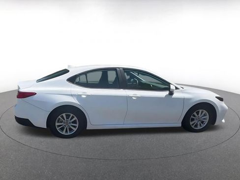 Used 2025 Toyota Camry LE FWD image 16