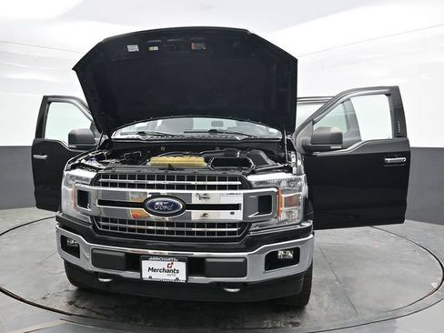 Used 2019 Ford F150 XLT w/ Equipment Group 302A Luxury AWD/4WD image 45