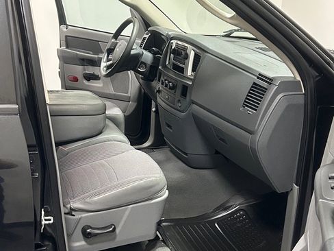 Used 2008 Dodge Ram 1500 Truck SLT image 11