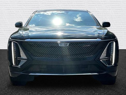 Used 2024 Cadillac Lyriq Tech RWD image 2