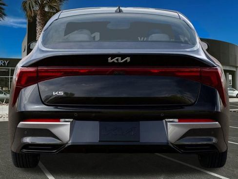 New 2025 Kia K5 EX image 15