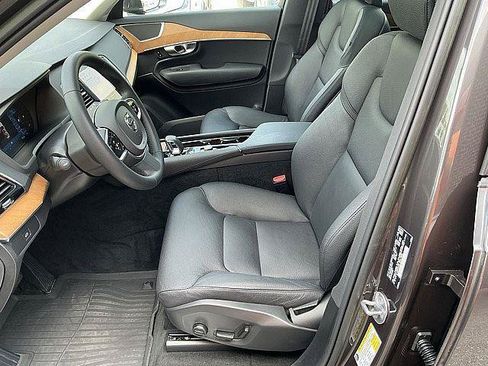 Certified 2023 Volvo XC90 B6 Plus w/ Protection Package Premier AWD/4WD image 14