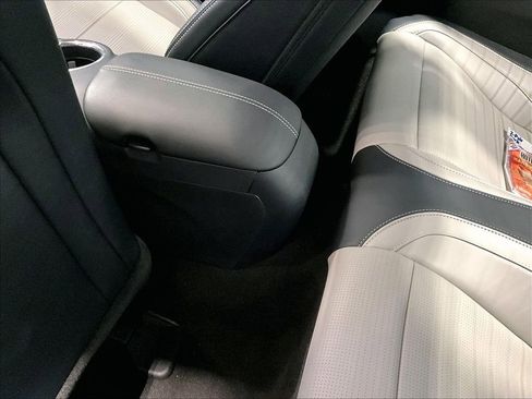 Used 2024 Ford Mustang GT Premium image 20