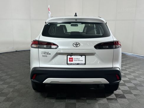 Certified 2026 Toyota Corolla Cross L FWD image 4