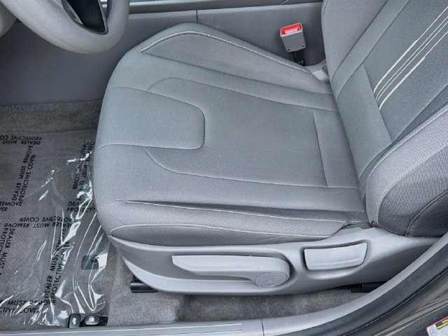Certified 2024 Hyundai Elantra SEL FWD image 20