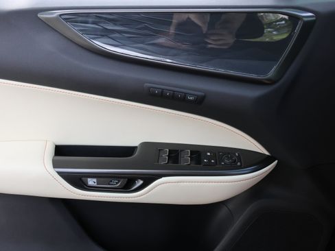 Used 2024 Lexus NX 250 FWD w/ Cold Area Package image 12