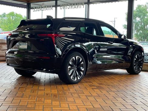 Used 2024 Chevrolet Blazer EV RS RWD image 12