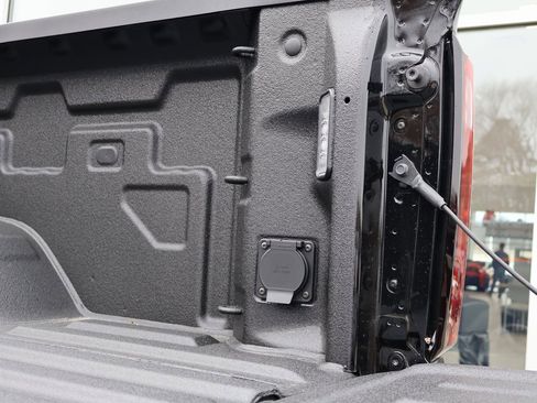 New 2026 GMC Sierra 2500 SLT w/ SLT Premium Package image 34