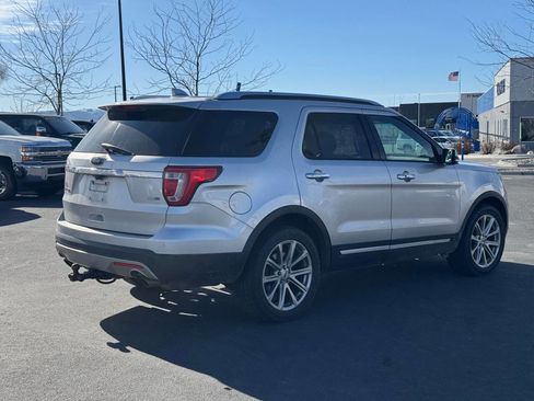 Used 2016 Ford Explorer Limited image 7
