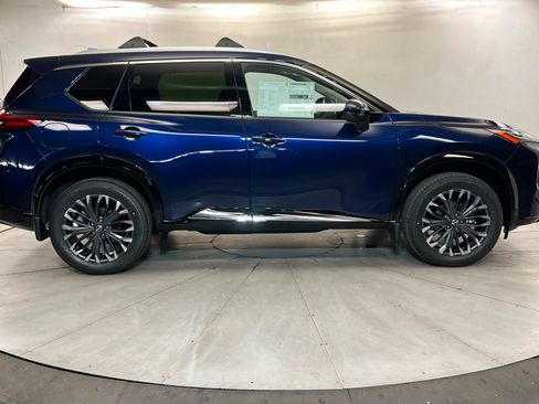 New 2026 Nissan Rogue Platinum AWD/4WD image 6