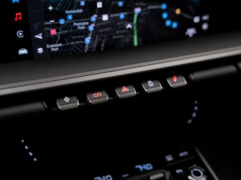 Used 2025 Porsche 911 Carrera image 50