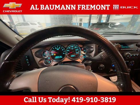 Used 2009 GMC Sierra 2500 SLE w/ Convenience Package image 21