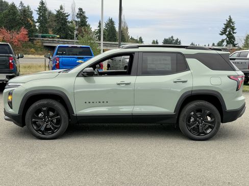 New 2026 Chevrolet Equinox LT w/ Midnight Edition image 2