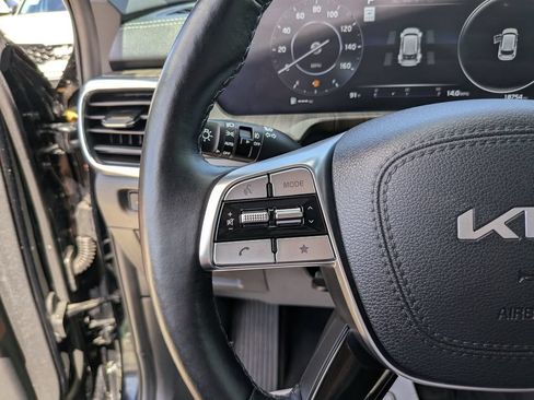 Certified 2024 Kia Telluride SX Prestige w/ Towing Package AWD/4WD image 33