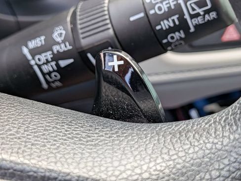 Used 2022 Honda HR-V EX image 30