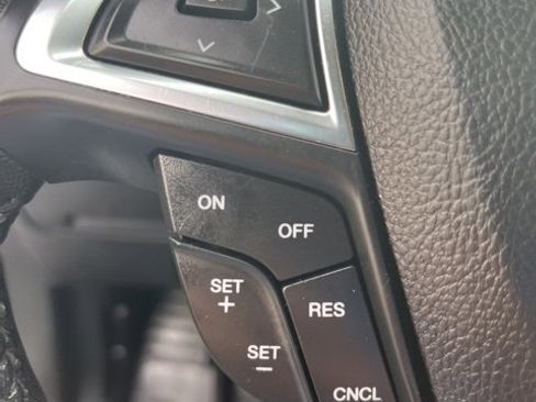 Used 2022 Ford Edge SEL w/ Convenience Package image 14