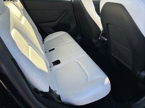 Used 2023 Tesla Model Y Long Range image 11