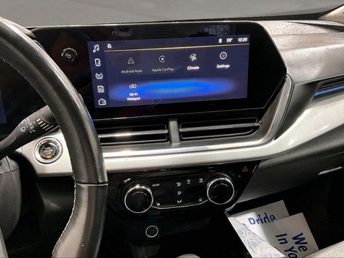 Used 2025 Chevrolet Trax LT w/ Driver Confidence Package FWD image 7