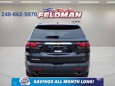 Used 2023 Chevrolet Traverse LT FWD image 4