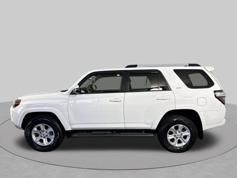 Used 2023 Toyota 4Runner SR5 Premium AWD/4WD image 28