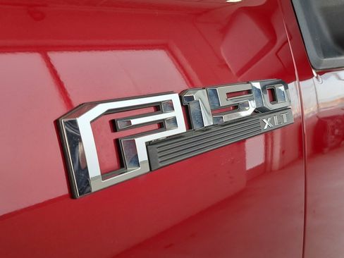 Used 2018 Ford F150 XLT w/ Equipment Group 302A Luxury image 32