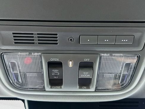Used 2022 Honda CR-V EX-L image 21