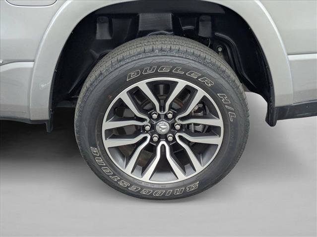 Used 2025 RAM 1500 Limited AWD/4WD image 24