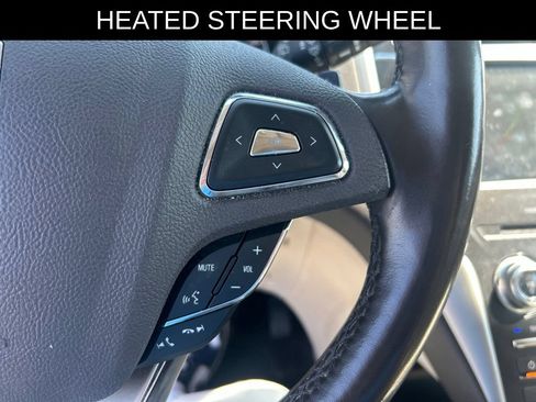 Used 2018 Lincoln MKC Select w/ Select Plus Package AWD/4WD image 15