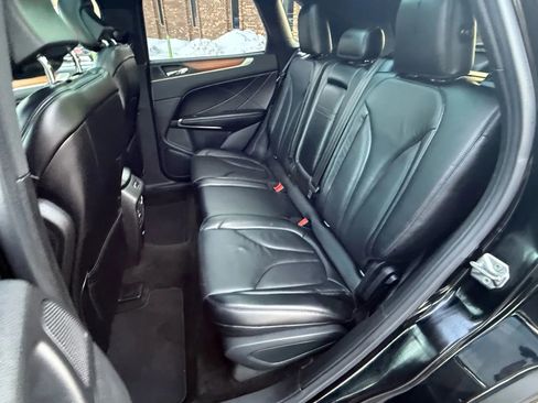 Used 2016 Lincoln MKC Reserve image 24