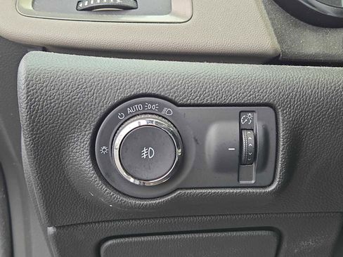 Used 2012 Buick Verano Convenience image 17