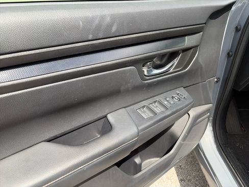 Used 2024 Honda CR-V Sport image 8