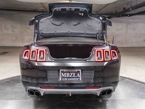 Used 2014 Ford Mustang Shelby GT500 w/ Equipment Group 821A RWD image 26