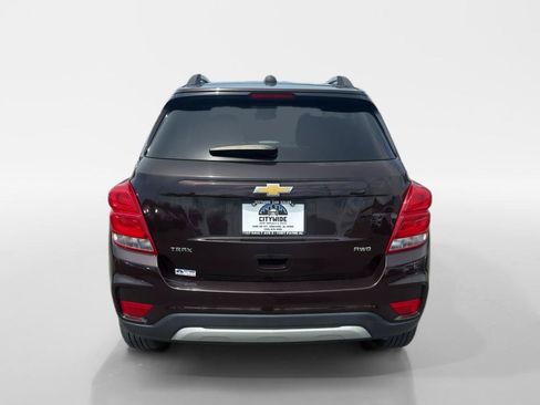 Used 2021 Chevrolet Trax LT AWD/4WD image 4