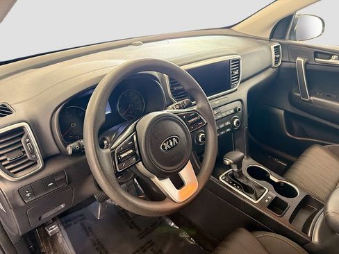 Used 2022 Kia Sportage LX FWD image 11