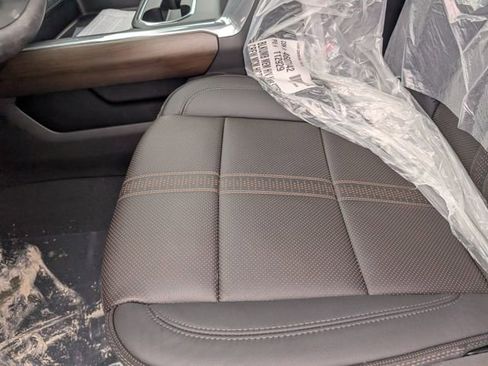 New 2026 Chevrolet Silverado 3500 High Country w/ High Country Premium Package image 24