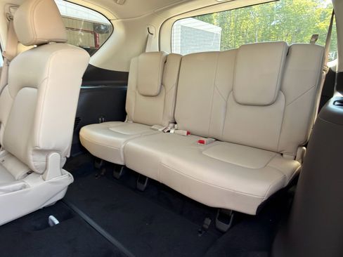 Used 2024 Nissan Armada SV w/ Cargo Package image 21