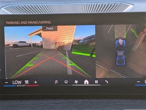 Used 2025 BMW 330i Sedan w/ M Sport Package image 26