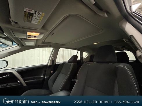 Used 2018 Toyota RAV4 XLE image 16