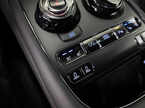 New 2026 Genesis G90 3.5T Prestige image 32