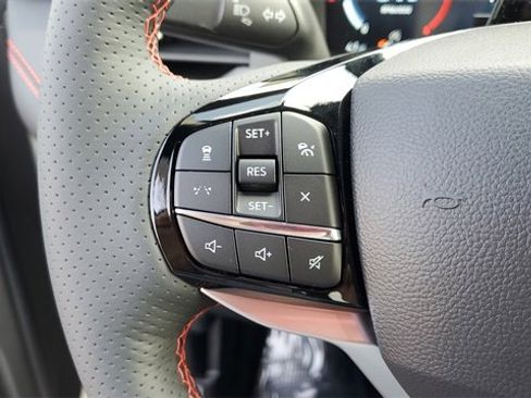 New 2025 Ford Explorer ST-Line w/ ST-Line Street Pack image 26