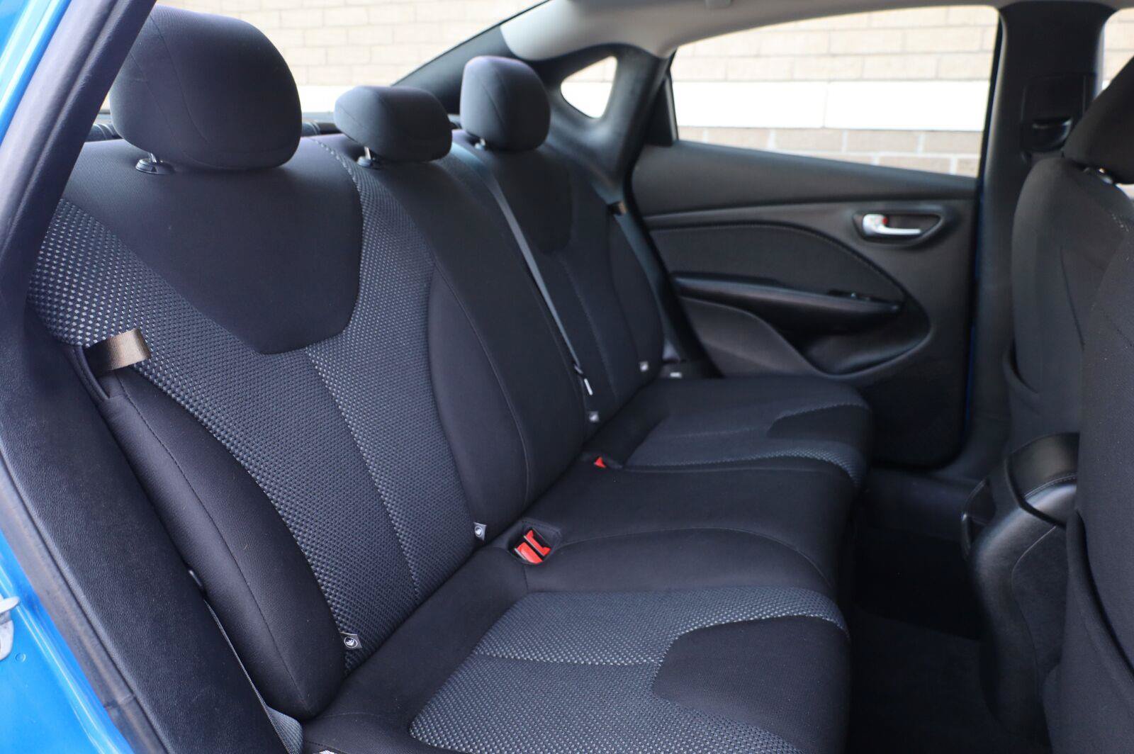 Used 2015 Dodge Dart SE w/ Convenience Group FWD image 21