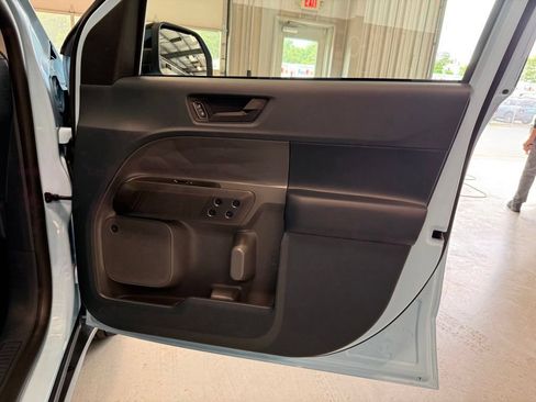 New 2026 Ford Maverick Lariat w/ Black Appearance Package AWD/4WD image 30