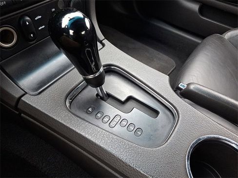 Used 2002 Ford Thunderbird image 14