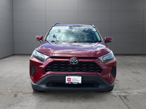 Used 2020 Toyota RAV4 LE w/ All Weather Liner Package AWD/4WD image 8