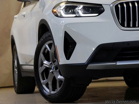 Certified 2023 BMW X3 xDrive30i w/ Premium Package image 4