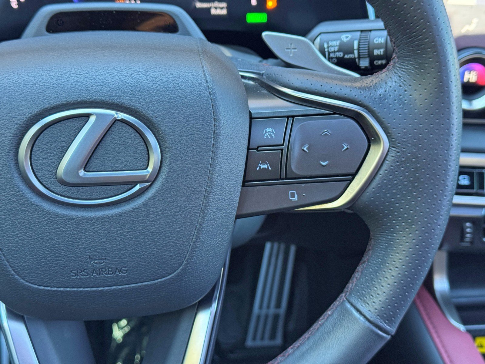 Used 2023 Lexus RX 500h F Sport w/ Cold Area Package AWD/4WD image 23