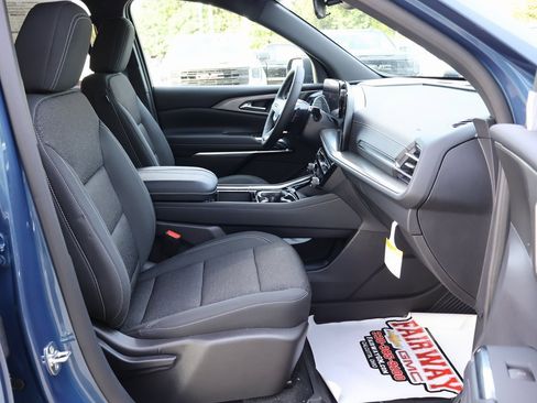 New 2026 Chevrolet Traverse LT w/ LPO, Floor Liner Package image 34